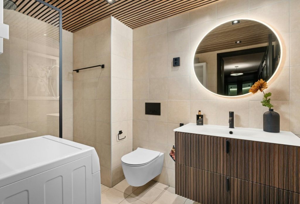 Why Is My Toilet Bubbling When the Shower Is&nbsp;Running?